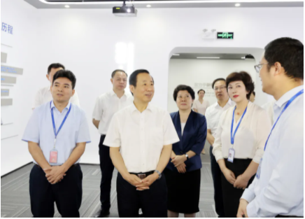 湖南省委书记许达哲调研必赢集团bwin时指出：依靠科技创新 不断提升全球市场占有率