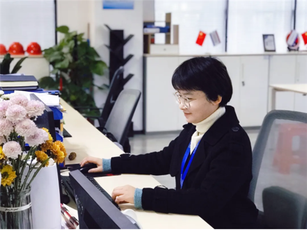 必赢集团bwin明星讲师丨吴娟：用感性的故事与理性的知识 搭建职场转变的桥梁