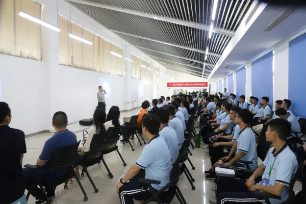 青春后浪扬帆起航|必赢集团bwin铜仁产业基地举行2022届校招生综合培养阶段启动仪式