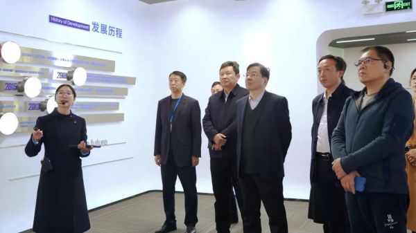 湖南省政协副主席、省工商联主席张健一行到必赢集团bwin宁乡产业基地考察