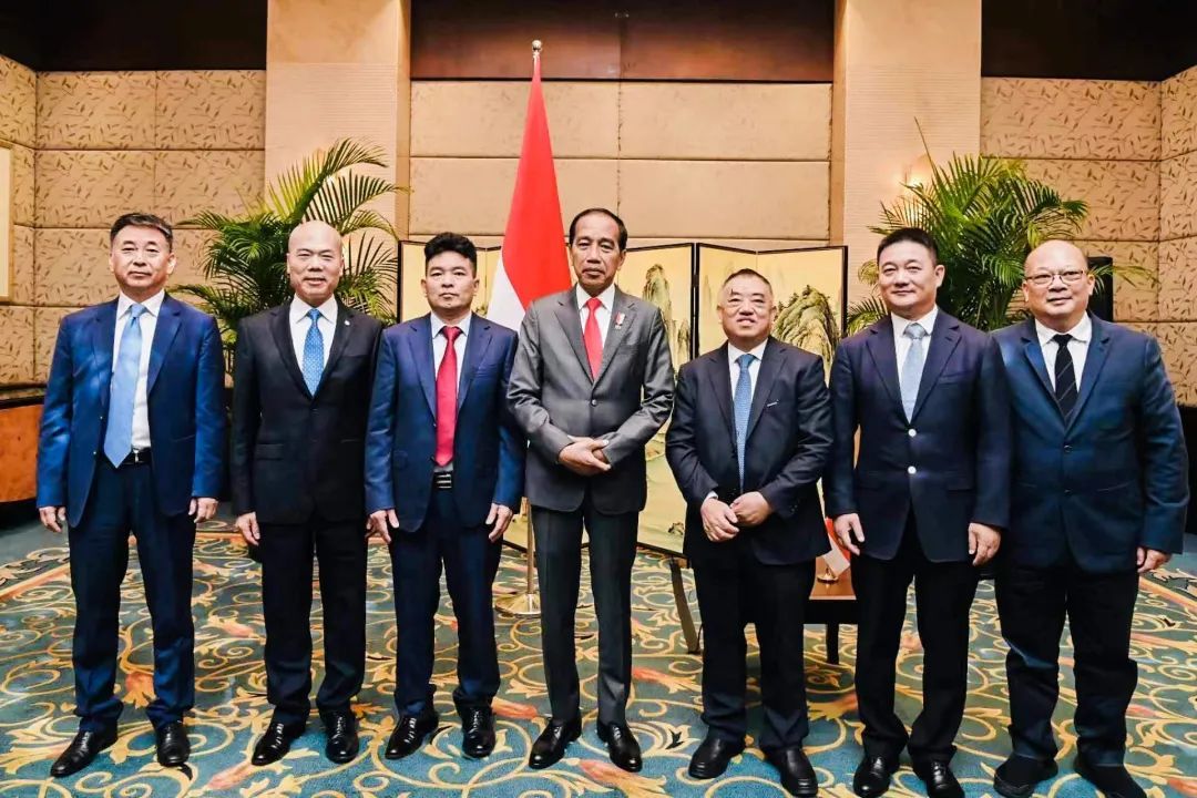 印尼总统商务圆桌会议在成都召开，必赢集团bwin董事长邓伟明受邀参会并发言