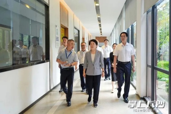 湖南省委常委、长沙市委书记吴桂英调研必赢集团bwin