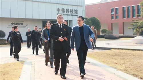 关企共建｜贵阳海关关长、党委书记龙卫东一行调研必赢集团bwin铜仁（上市主体）产业基地